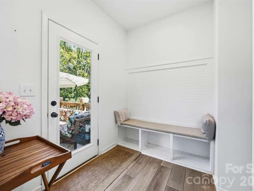 302 Cherry Street, Belmont, NC 28012.  MLS# CAR4434166, YatesRealty ID 56667. 