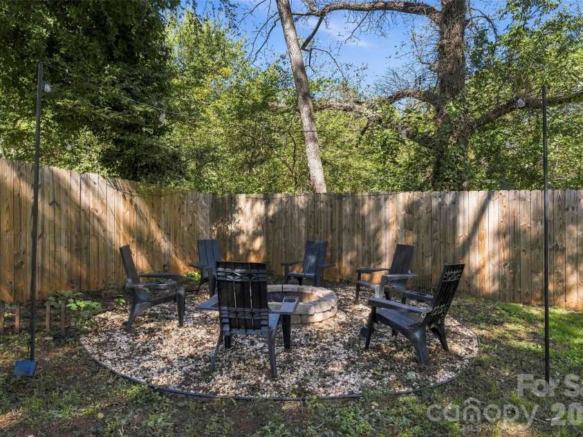 302 Cherry Street, Belmont, NC 28012.  MLS# CAR4434166, YatesRealty ID 56667. 