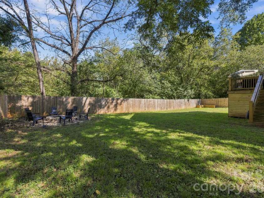 302 Cherry Street, Belmont, NC 28012.  MLS# CAR4434166, YatesRealty ID 56667. 