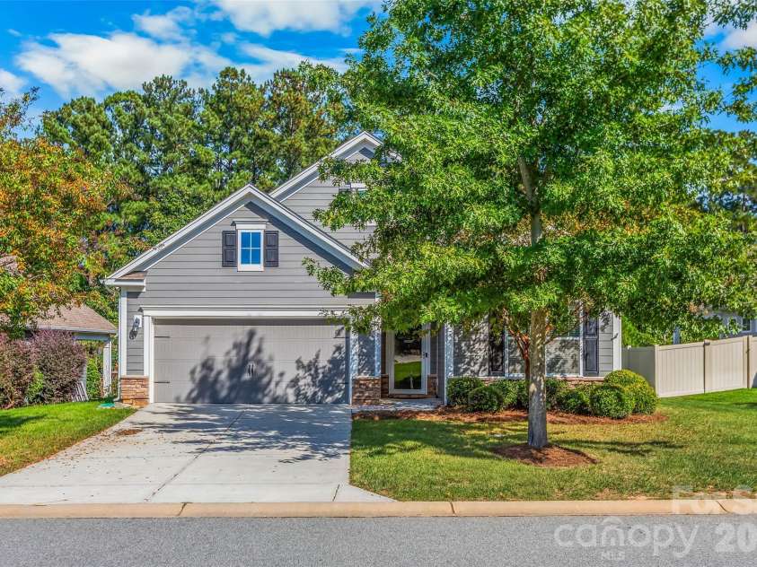 4300 Legacy Drive, Denver, NC 28037.  MLS# CAR4432619, YatesRealty ID 56669. 