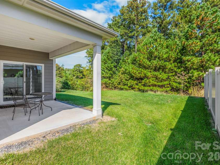 4300 Legacy Drive, Denver, NC 28037.  MLS# CAR4432619, YatesRealty ID 56669. 