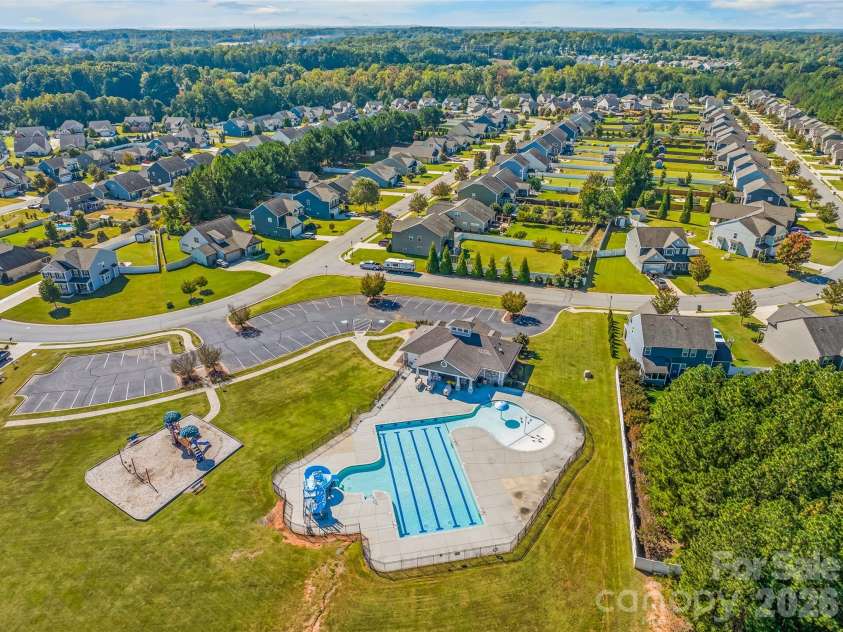 4300 Legacy Drive, Denver, NC 28037.  MLS# CAR4432619, YatesRealty ID 56669. Covington Community Pool