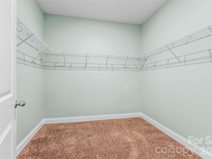 4300 Legacy Drive, Denver, NC 28037.  MLS# CAR4432619, YatesRealty ID 56669. Walk in closet