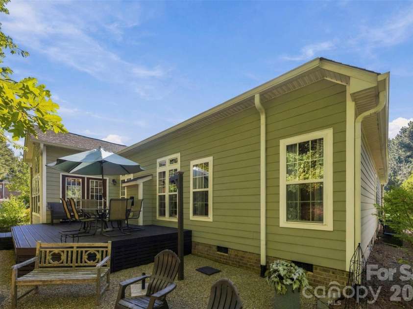 205 Woodward Ridge Drive, Mount Holly, NC 28120.  MLS# CAR4432817, YatesRealty ID 56671. 