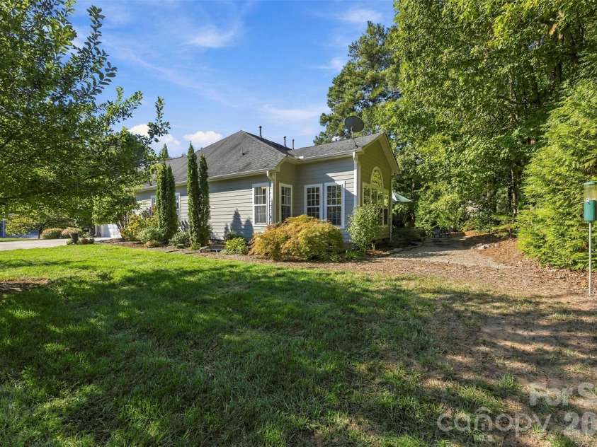 205 Woodward Ridge Drive, Mount Holly, NC 28120.  MLS# CAR4432817, YatesRealty ID 56671. 