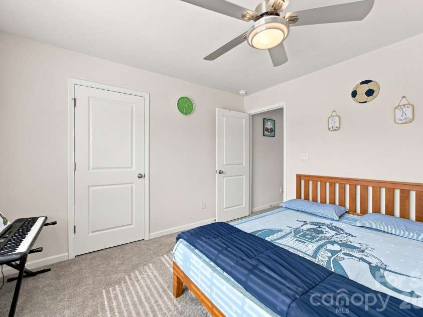 9482 Ketchum Drive, Gastonia, NC 28056.  MLS# CAR4432839, YatesRealty ID 56672. 