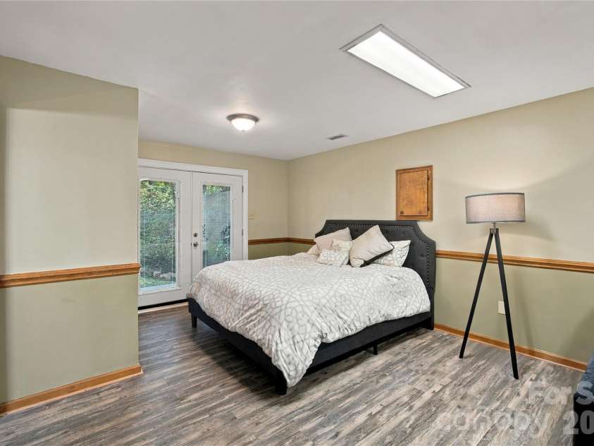 146 Renaissance Place, Statesville, NC 28625.  MLS# CAR4432642, YatesRealty ID 56673. 