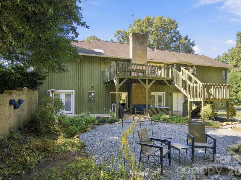 146 Renaissance Place, Statesville, NC 28625.  MLS# CAR4432642, YatesRealty ID 56673. 