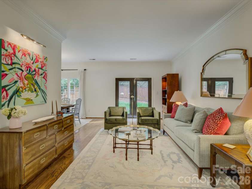 3946 Churchill Road, Charlotte, NC 28211.  MLS# CAR4432430, YatesRealty ID 56675. 