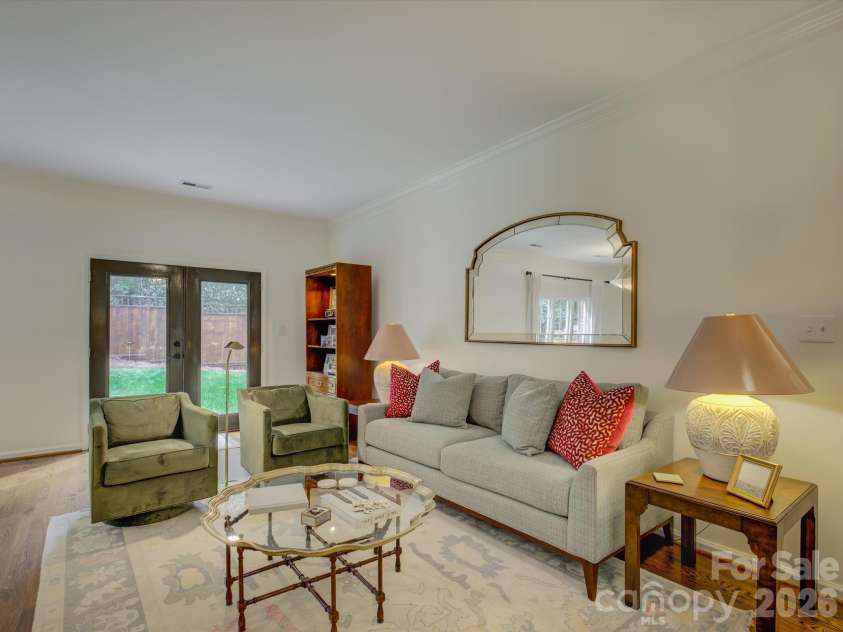 3946 Churchill Road, Charlotte, NC 28211.  MLS# CAR4432430, YatesRealty ID 56675. 