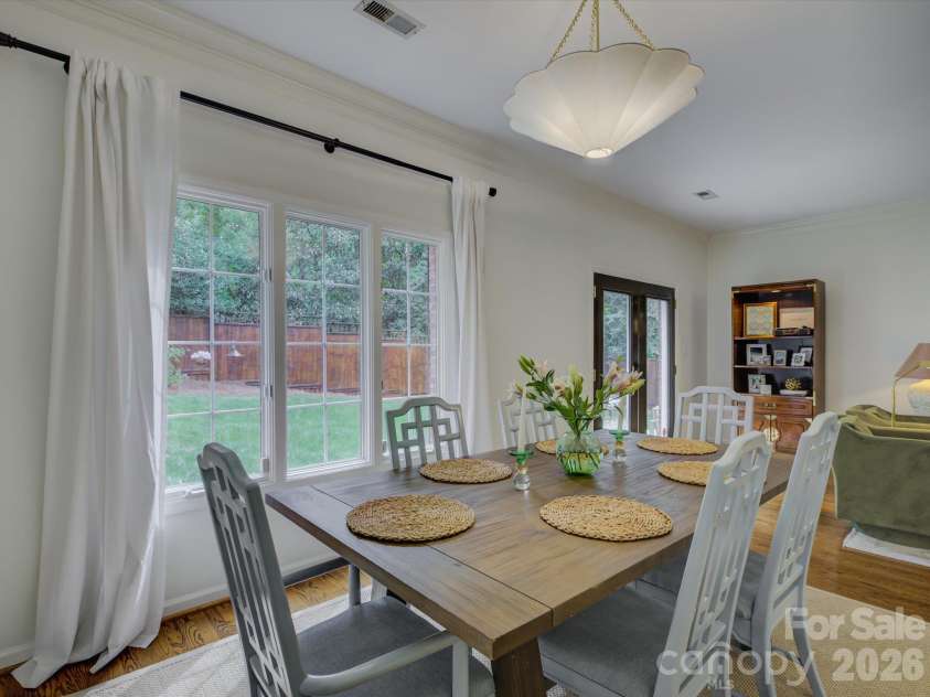 3946 Churchill Road, Charlotte, NC 28211.  MLS# CAR4432430, YatesRealty ID 56675. 