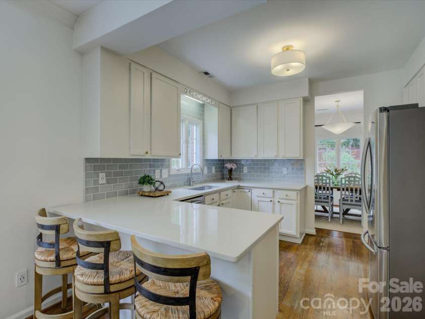3946 Churchill Road, Charlotte, NC 28211.  MLS# CAR4432430, YatesRealty ID 56675. 