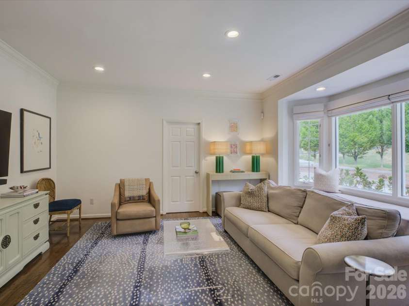 3946 Churchill Road, Charlotte, NC 28211.  MLS# CAR4432430, YatesRealty ID 56675. 