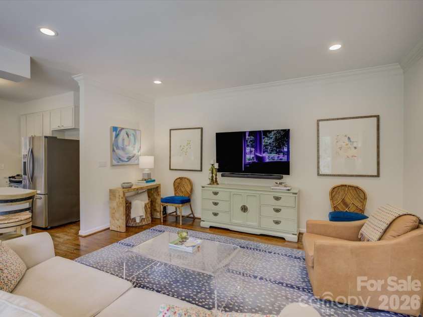 3946 Churchill Road, Charlotte, NC 28211.  MLS# CAR4432430, YatesRealty ID 56675. 