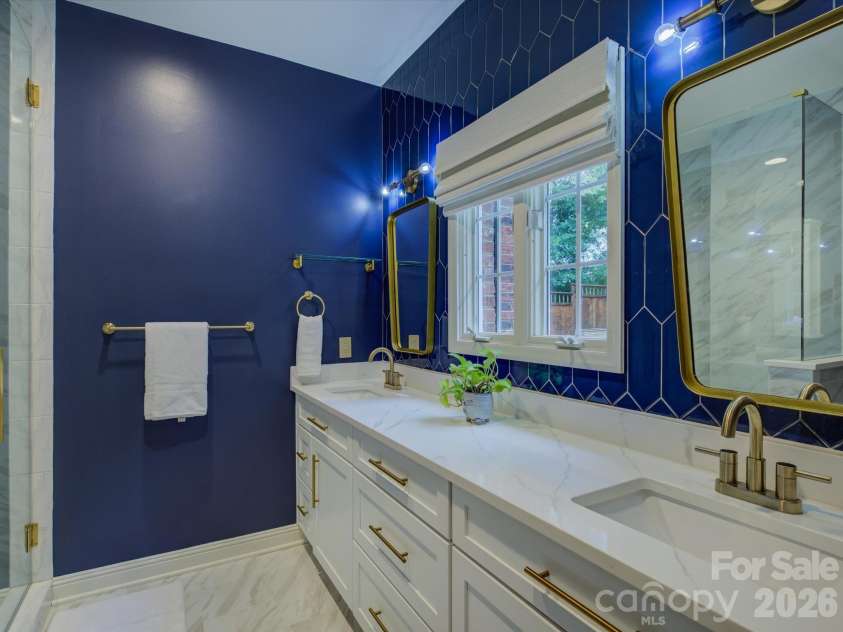 3946 Churchill Road, Charlotte, NC 28211.  MLS# CAR4432430, YatesRealty ID 56675. 