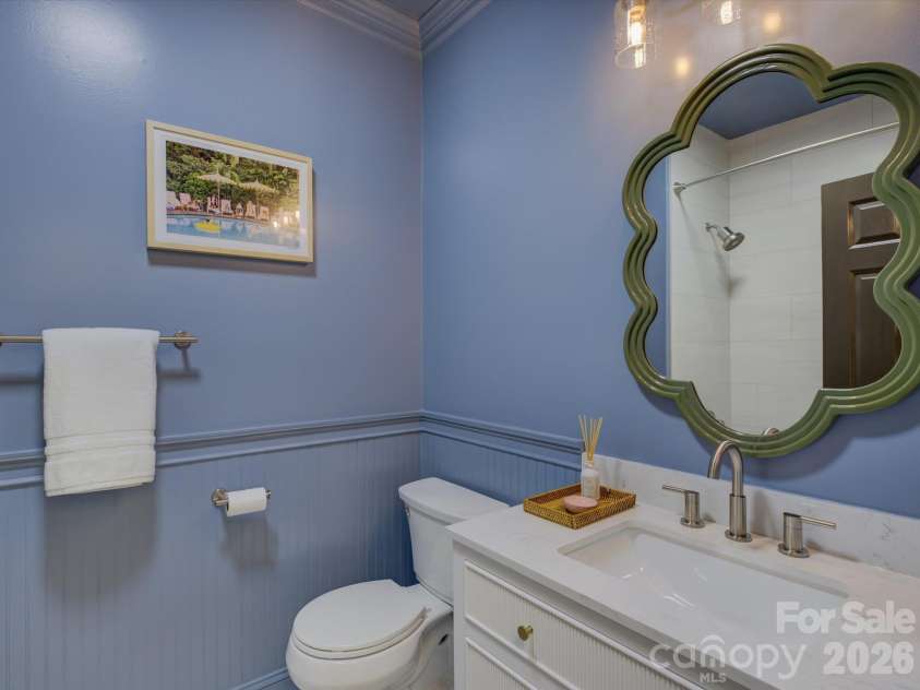 3946 Churchill Road, Charlotte, NC 28211.  MLS# CAR4432430, YatesRealty ID 56675. 