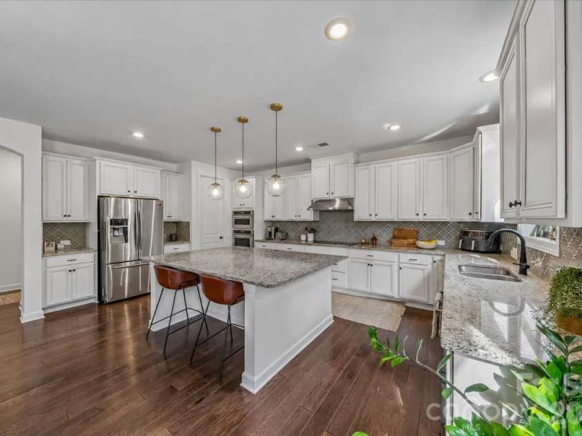 1219 Arges River Drive, Fort Mill, SC 29715.  MLS# CAR4432365, YatesRealty ID 56676. Kitchen