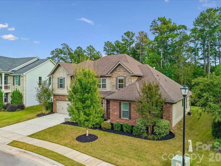1219 Arges River Drive, Fort Mill, SC 29715.  MLS# CAR4432365, YatesRealty ID 56676. Welcome Home!