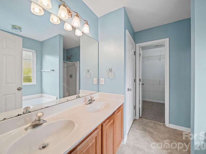 1617 Winthrop Lane, Monroe, NC 28110.  MLS# CAR4432497, YatesRealty ID 56677. 