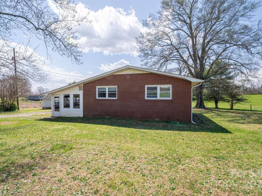 396 Tower Road, Vale, NC 28168.  MLS# CAR4241167, YatesRealty ID 5668. 