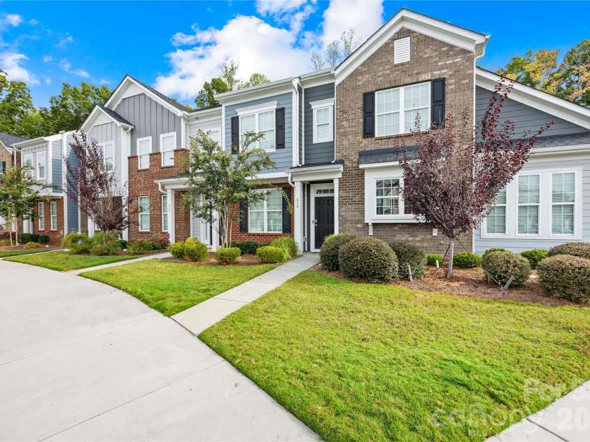 610 Sweet Bonnie Lane, Belmont, NC 28012.  MLS# CAR4431055, YatesRealty ID 56680. 