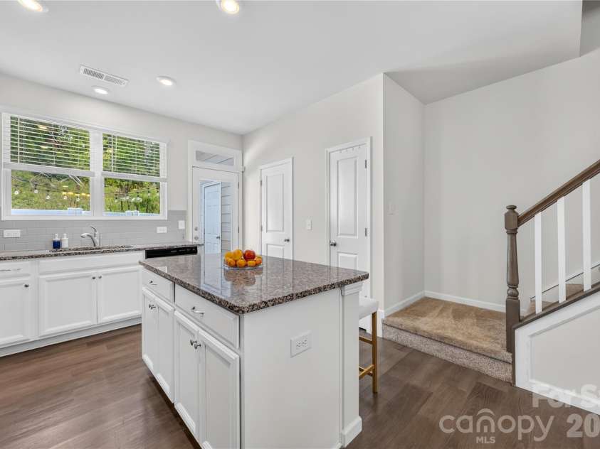 610 Sweet Bonnie Lane, Belmont, NC 28012.  MLS# CAR4431055, YatesRealty ID 56680. 