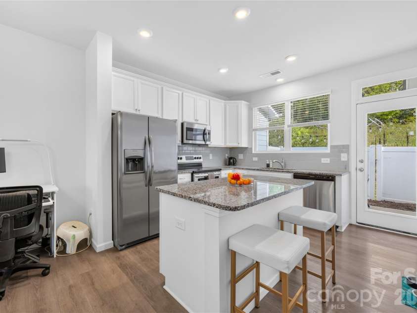 610 Sweet Bonnie Lane, Belmont, NC 28012.  MLS# CAR4431055, YatesRealty ID 56680. 