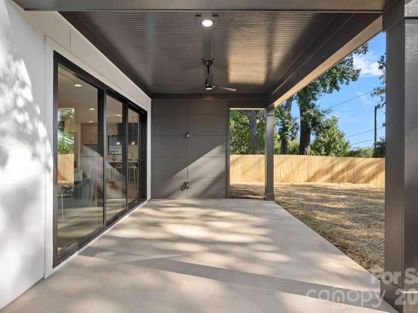 413 Plymouth Avenue, Charlotte, NC 28206.  MLS# CAR4433264, YatesRealty ID 56681. 
