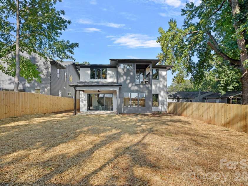 413 Plymouth Avenue, Charlotte, NC 28206.  MLS# CAR4433264, YatesRealty ID 56681. 