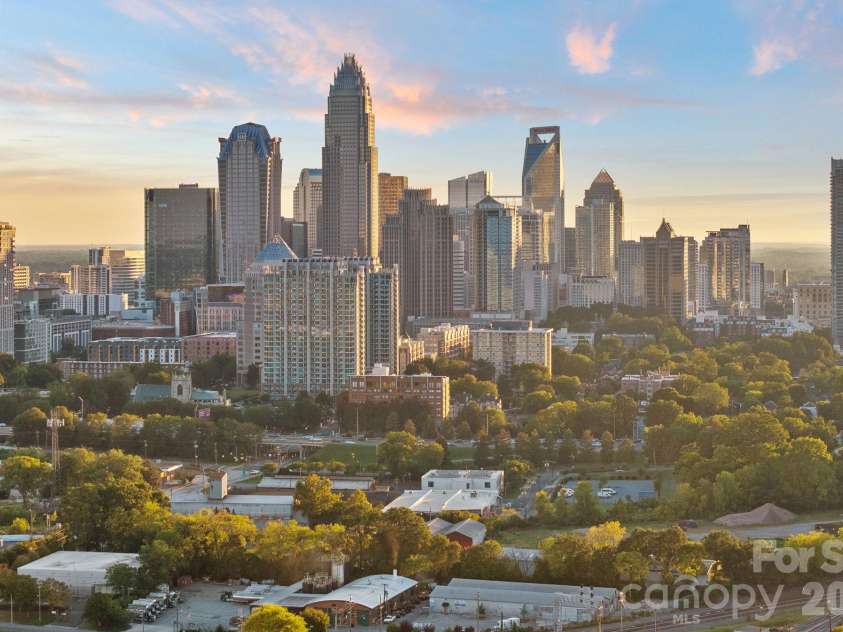 413 Plymouth Avenue, Charlotte, NC 28206.  MLS# CAR4433264, YatesRealty ID 56681. 