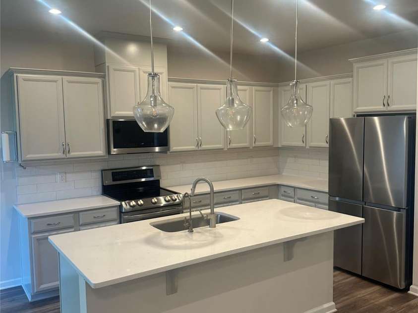 9021 Northfield Crossing Drive, Charlotte, NC 28269.  MLS# CAR4425753, YatesRealty ID 56685. 