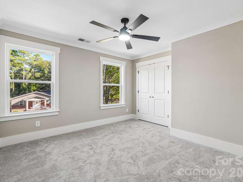 602 Warren Street, Shelby, NC 28150.  MLS# CAR4423866, YatesRealty ID 56686. 