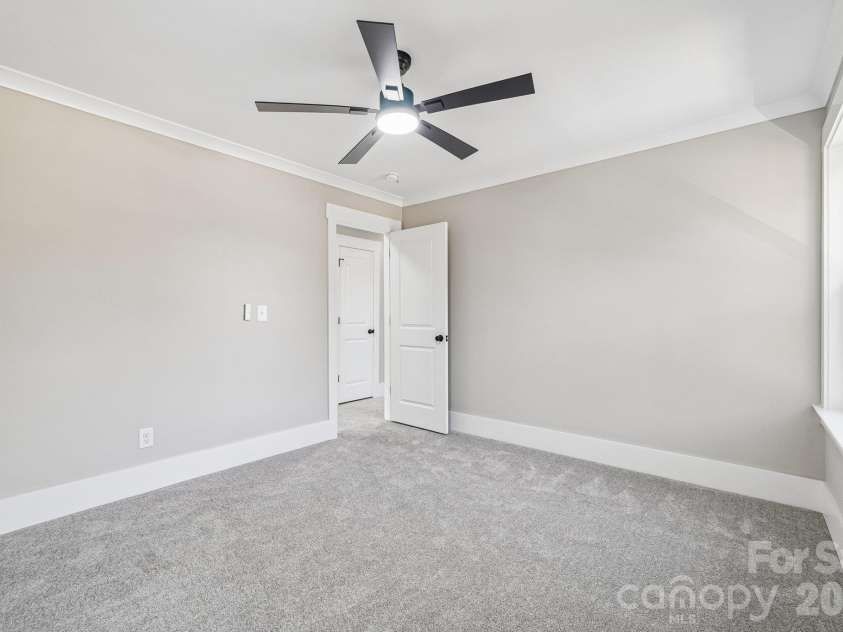 602 Warren Street, Shelby, NC 28150.  MLS# CAR4423866, YatesRealty ID 56686. 