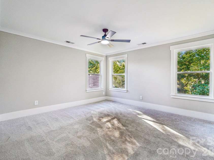 602 Warren Street, Shelby, NC 28150.  MLS# CAR4423866, YatesRealty ID 56686. 