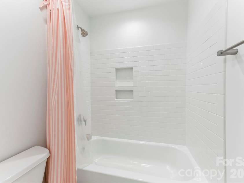 2381 Trundle Drive, Gastonia, NC 28054.  MLS# CAR4432124, YatesRealty ID 56689. 