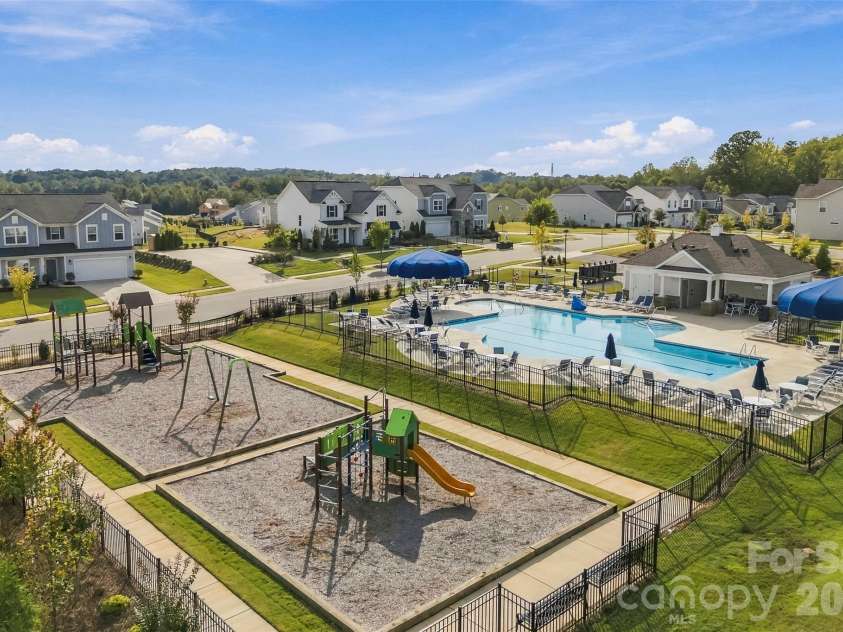 2381 Trundle Drive, Gastonia, NC 28054.  MLS# CAR4432124, YatesRealty ID 56689. 
