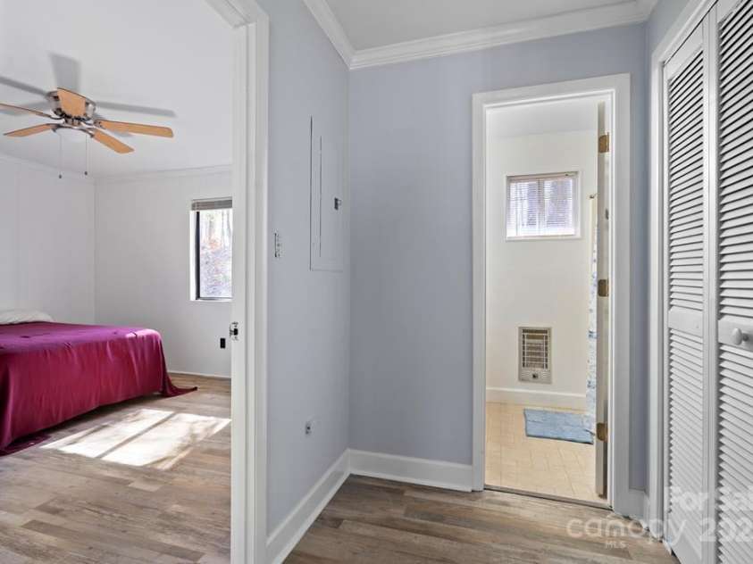 121 Brittany Pointe, Hayesville, NC 28904.  MLS# CAR4223811, YatesRealty ID 5669. 