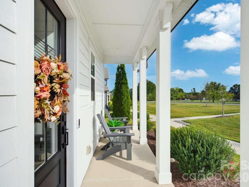 12206 Anne Blount Alley, Davidson, NC 28078.  MLS# CAR4432296, YatesRealty ID 56691. 