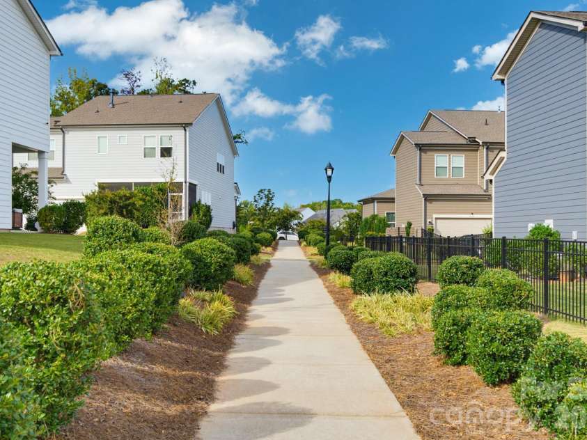 12206 Anne Blount Alley, Davidson, NC 28078.  MLS# CAR4432296, YatesRealty ID 56691. 
