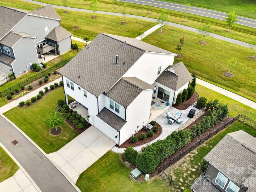 12206 Anne Blount Alley, Davidson, NC 28078.  MLS# CAR4432296, YatesRealty ID 56691. 