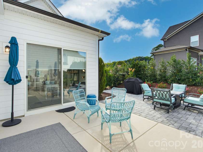 12206 Anne Blount Alley, Davidson, NC 28078.  MLS# CAR4432296, YatesRealty ID 56691. 