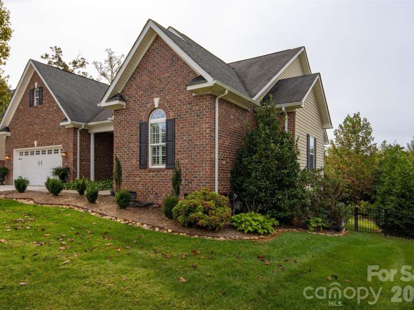 120 Riley Drive, Taylorsville, NC 28681.  MLS# CAR4431569, YatesRealty ID 56692. 