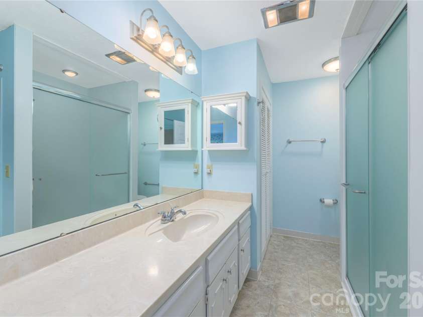 791 Crooked Creek Road, Hendersonville, NC 28739.  MLS# CAR4432032, YatesRealty ID 56693. 