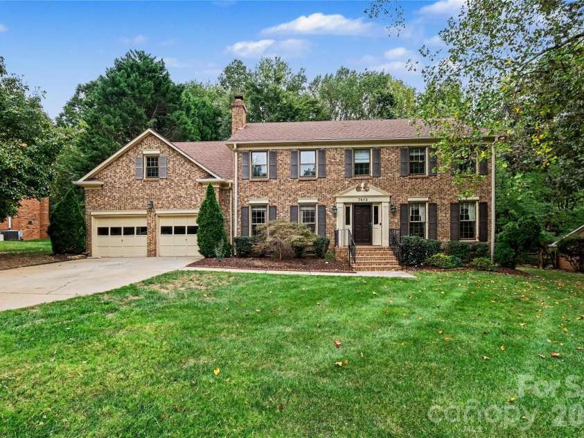 7615 Quail Hill Road, Charlotte, NC 28210.  MLS# CAR4401701, YatesRealty ID 56696. 