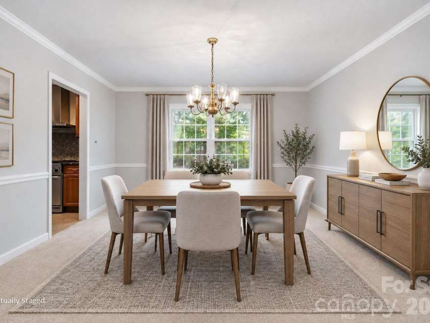 7615 Quail Hill Road, Charlotte, NC 28210.  MLS# CAR4401701, YatesRealty ID 56696. Dining Room (Staged)
