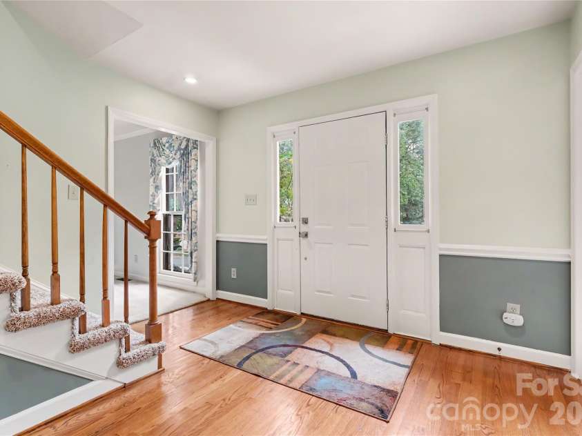 7615 Quail Hill Road, Charlotte, NC 28210.  MLS# CAR4401701, YatesRealty ID 56696. Front Entry