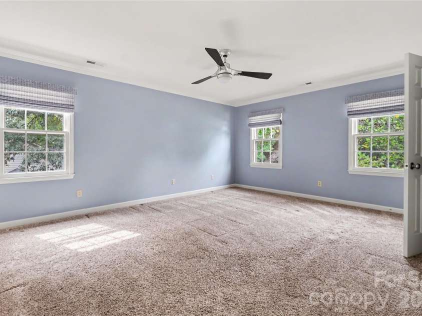 7615 Quail Hill Road, Charlotte, NC 28210.  MLS# CAR4401701, YatesRealty ID 56696. Primary Bedroom