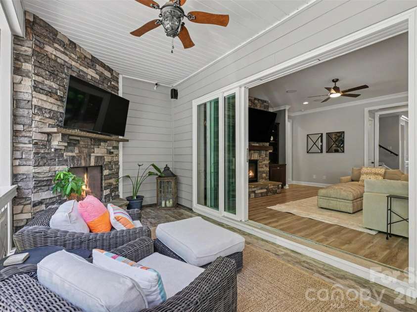 726 Kathy Dianne Drive, Fort Mill, SC 29707.  MLS# CAR4430162, YatesRealty ID 56699. Bring the outside in