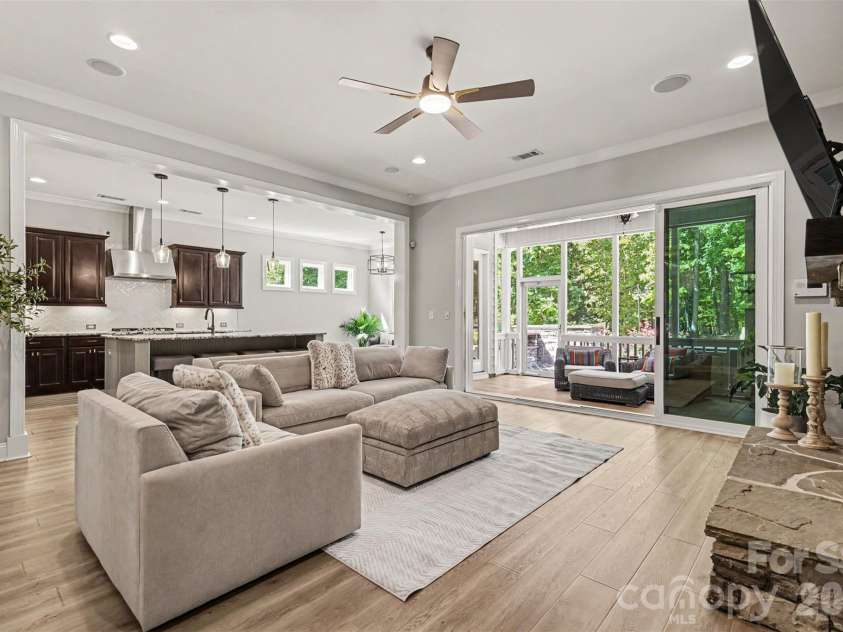 726 Kathy Dianne Drive, Fort Mill, SC 29707.  MLS# CAR4430162, YatesRealty ID 56699. Perfect flow for entertaining