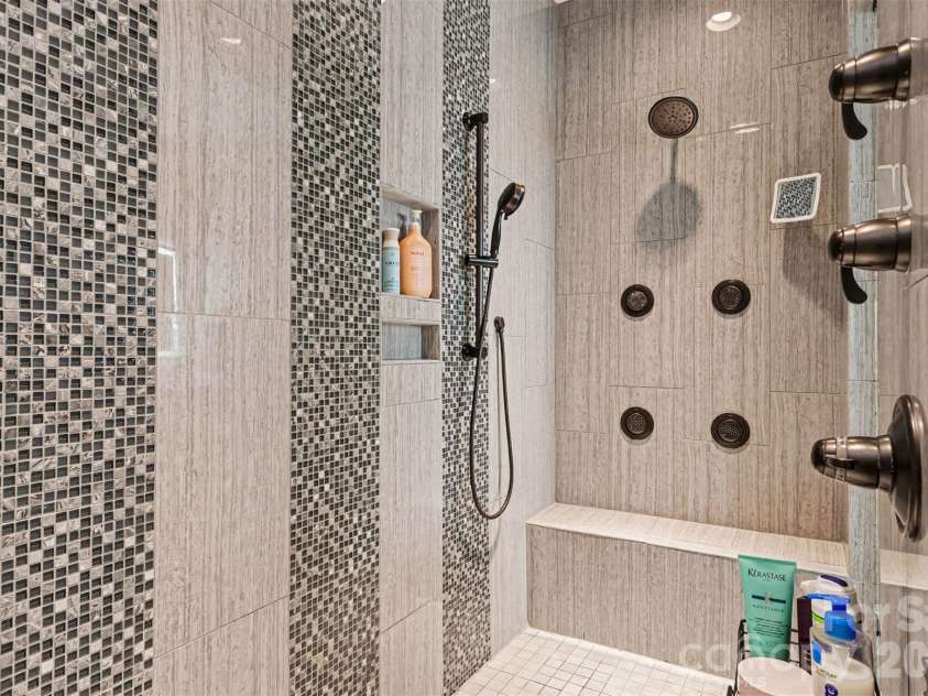 726 Kathy Dianne Drive, Fort Mill, SC 29707.  MLS# CAR4430162, YatesRealty ID 56699. Spa level Primary Shower